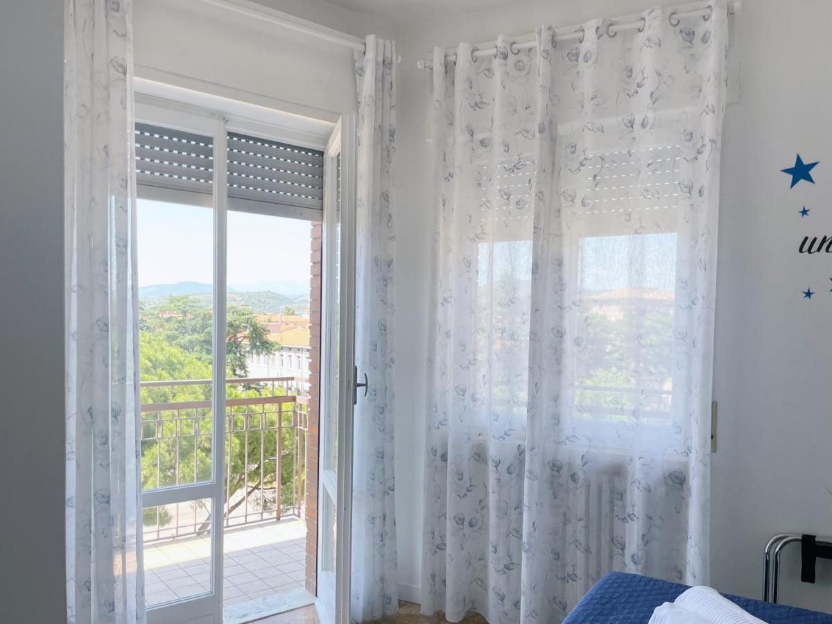 ורונה Confortini Rooms Sunday מראה חיצוני תמונה