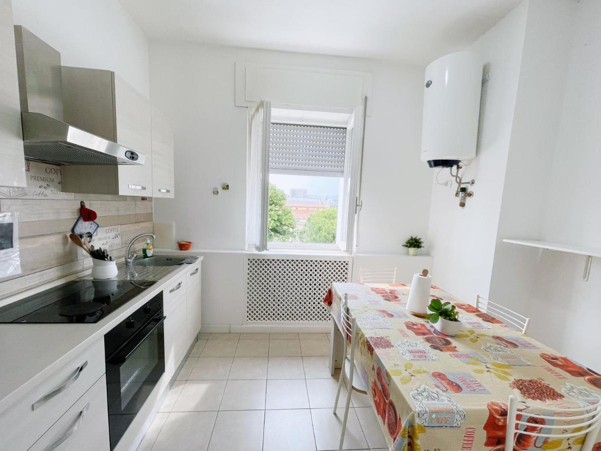 ורונה Confortini Rooms Sunday מראה חיצוני תמונה