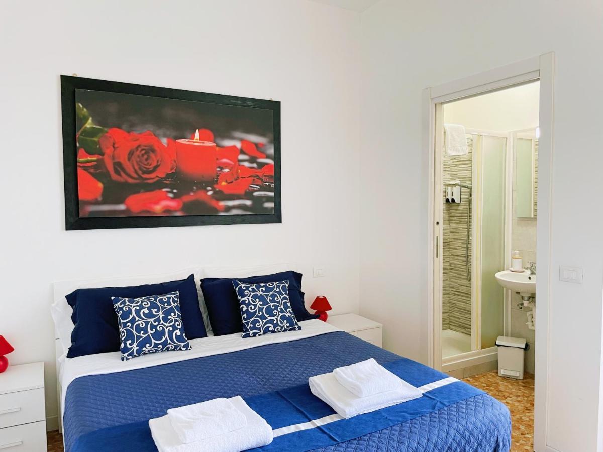ורונה Confortini Rooms Sunday מראה חיצוני תמונה