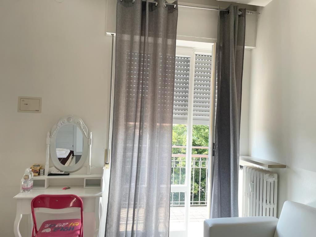 ורונה Confortini Rooms Sunday מראה חיצוני תמונה